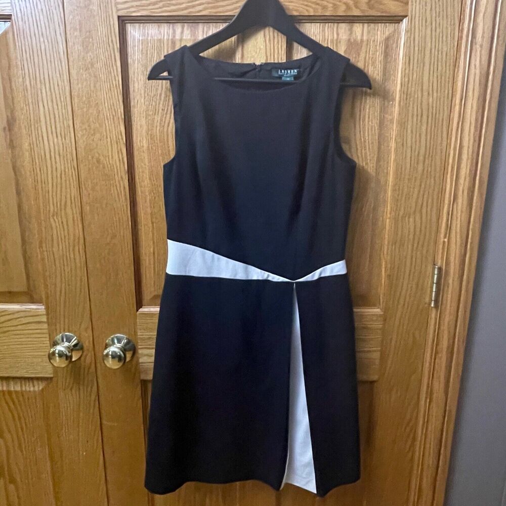 Lauren Ralph Lauren White Geometric Stripe Black Dress Pleat Formal Career Work